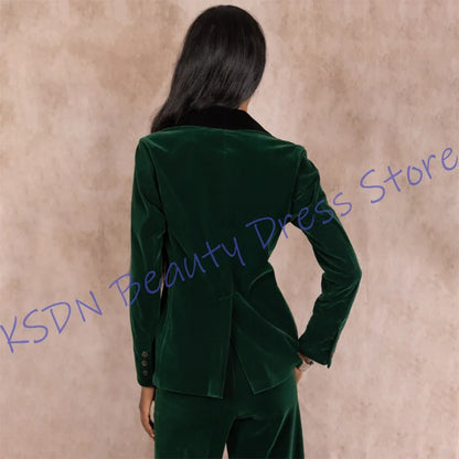 Sophisticated Women's Emerald Velvet Suits 2Piece Set Single Button Jacket with Black Velvet Shawl Lapel Retro Outerwears