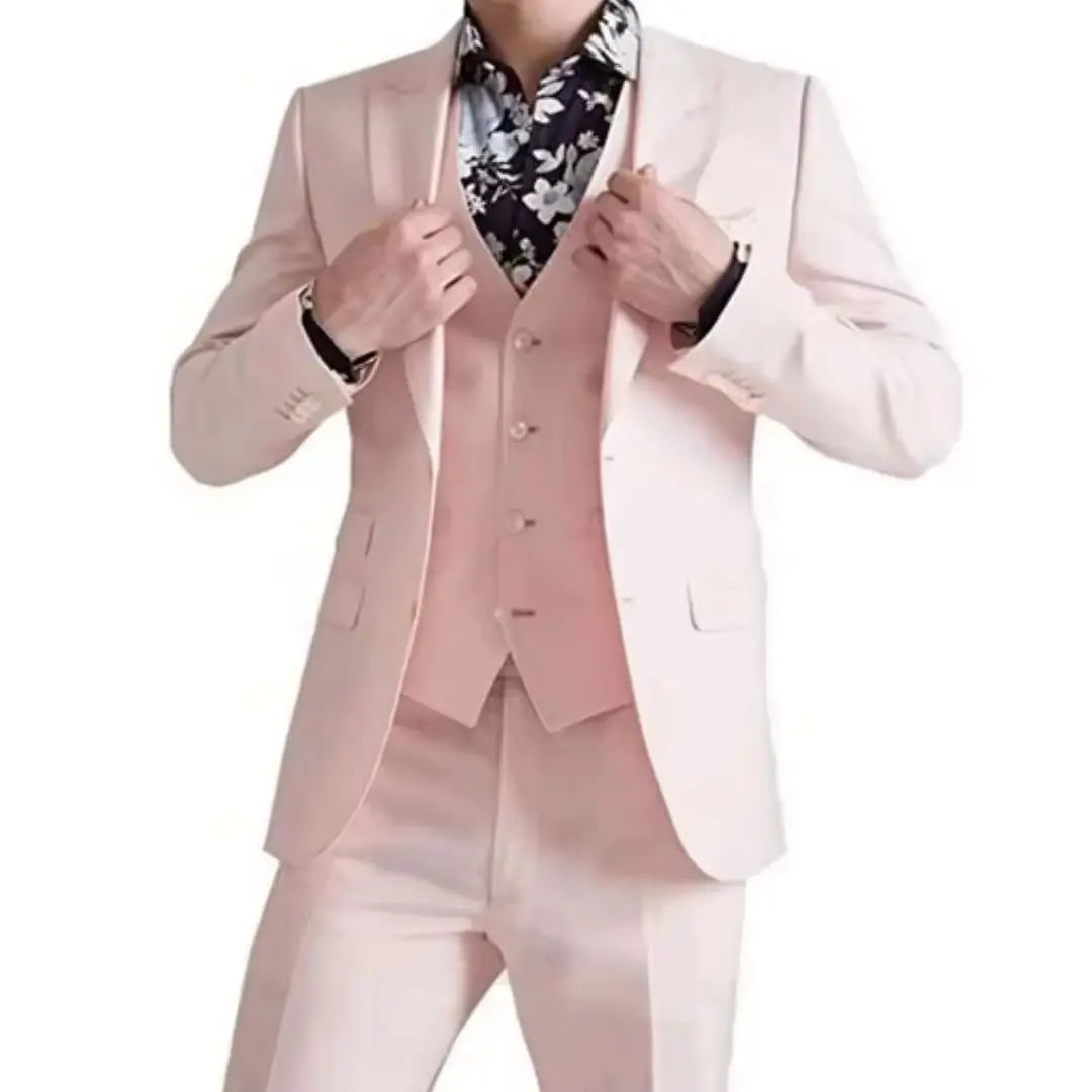 Pink Suits For Men Wedding Elegant Blazer Single Breasted Peaked Lapel Ropa Hombre 3 Pcs Jacket Pants Vest Slim Fit Tailor Made