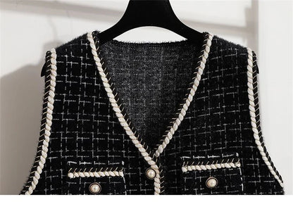Women's Contrast Knitted Vest New Autumn Short Sleeveless Jacket V-neck Single Breasted Waistcoat Female Coats Chaleco Mujer