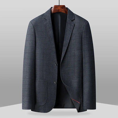 The new striped business casual fashion classic blazer with pockets is suitable for daily wear for men.