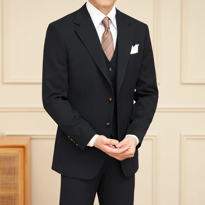 High-quality men's banquets come with a versatile and trendy business casual three-piece wedding set