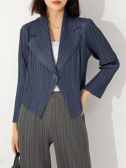 Pleated Coat Women's Early Autumn New Style 2023 Fashionable Versatile Suit Collar One Button Temperament Short Suit Top