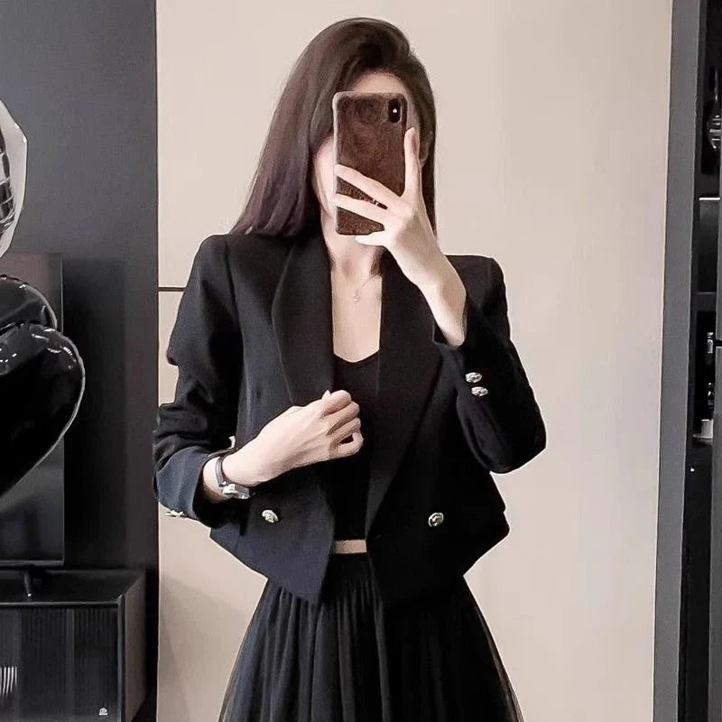 Chic Black Women Blazer 2025 New Arrival Spring Autumn Short Petite Button Trim Design Unique Niche Outerwear Basic Youthful