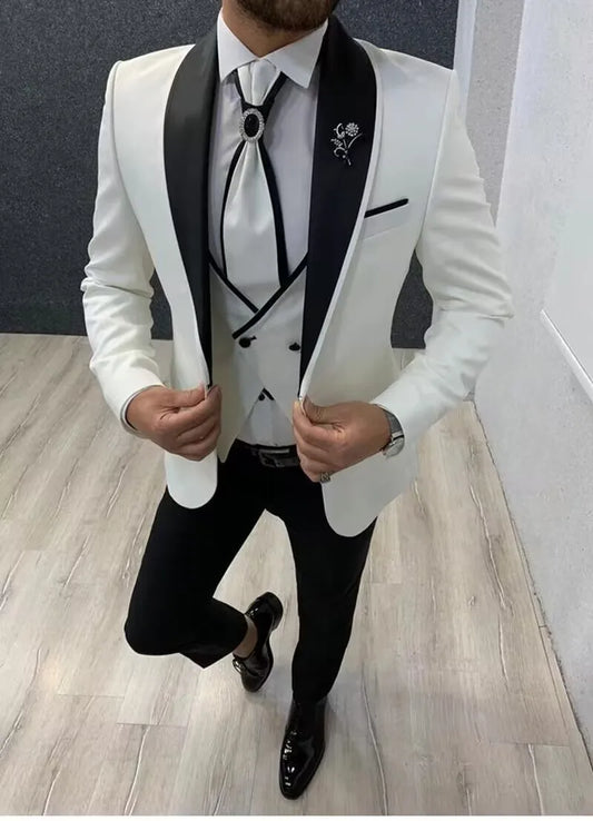 Nouveau costume de mariage 3 pièces blanc pour hommes, revers de smoking, blazer, gilet, pantalon, coupe ajustée, costumes d'affaires, costume Homme pour fête, bal de promo, tenue de bureau
