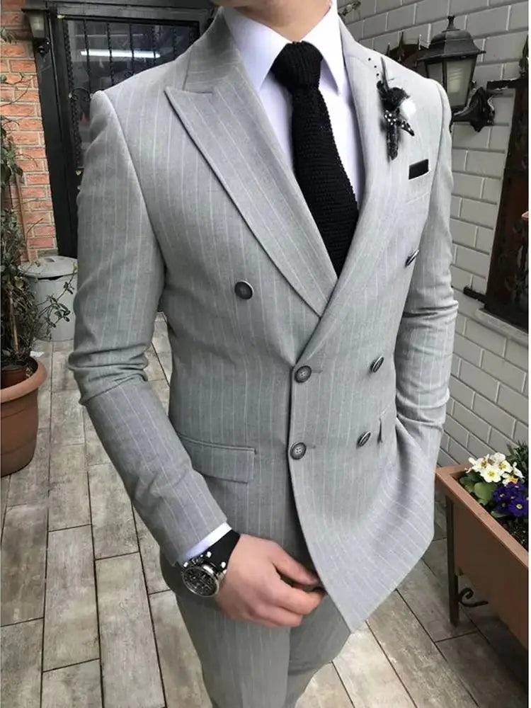 Black Striped Slim Fit Men's Tuxedo 2 Piece Business Set with Peak Lapel Double Breasted Blazer And Pants for Wedding Party Prom