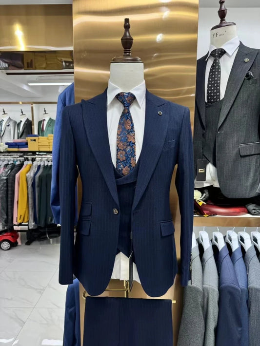 Classic Handsome Men's Striped Suits 3 Pieces Blazer Vest Pants For Formal Party Classy Peak Lapel Tuxedo Wedding Groom Sets