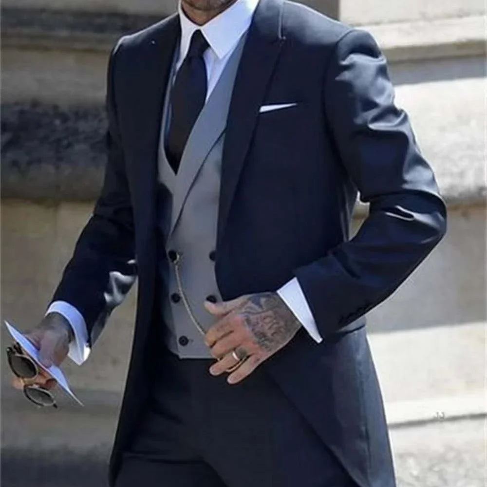 3-Piece Men's Slim Fit Suit – Italian Gentleman Style Wedding & Formal Tuxedo