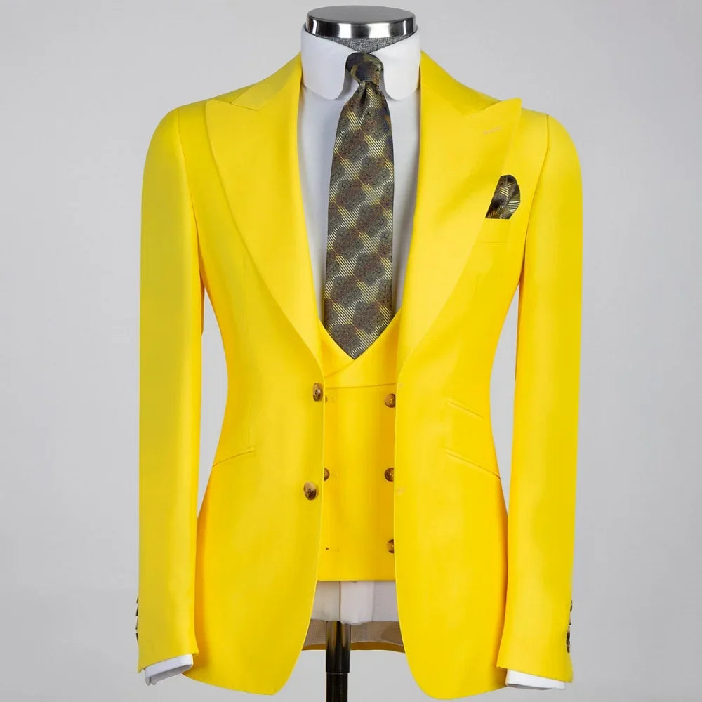 Solid White Men Suits 3 Pieces Tuxedo Jacket with Lapel And Pocket for Birthday Wedding Office Work Jacket Vest Pant