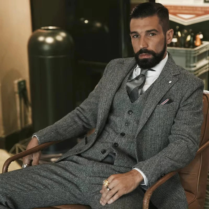 Men's Gray Herringbone 3-Piece Suit – Slim Fit Formal Blazer, Vest & Trousers for Business, Wedding & Banquet
