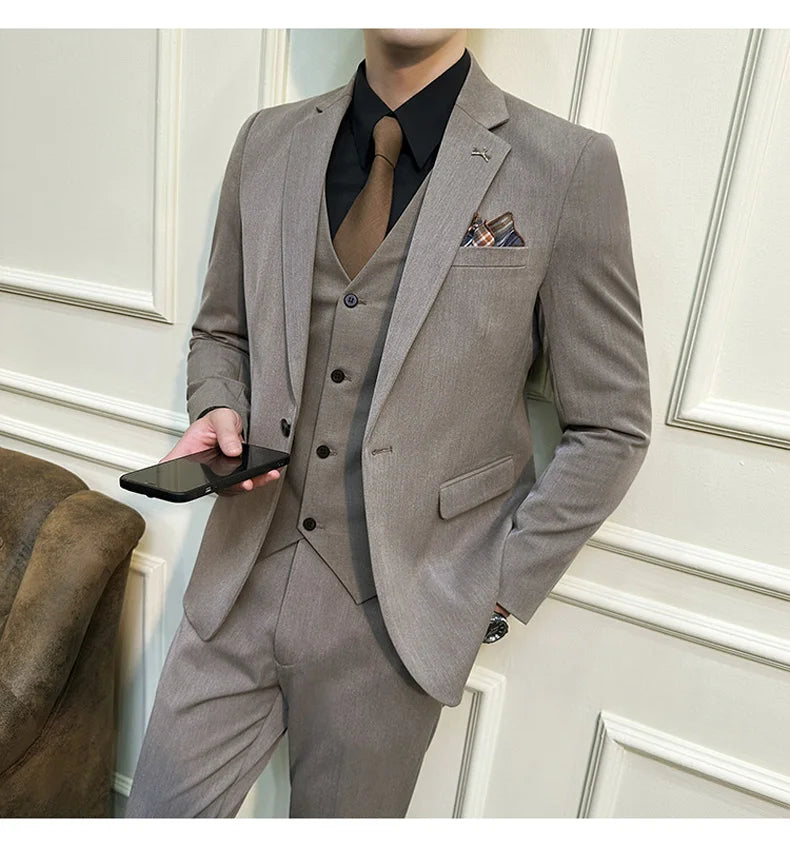 2025 Men's Wedding Suit Vest Trousers Set Fashionable Handsome Solid Color Groom's Three-Piece Outfit Available in Sizes M-7XL