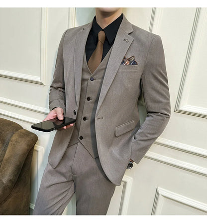 2025 Men's Wedding Suit Vest Trousers Set Fashionable Handsome Solid Color Groom's Three-Piece Outfit Available in Sizes M-7XL