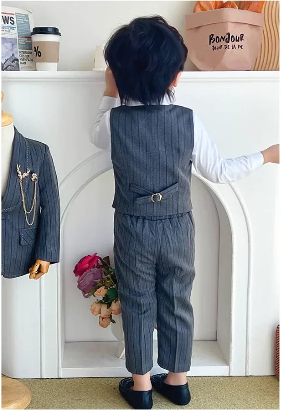 Kids Striped Birthday Party Outfit Boys Wedding Suit Set Childre's Jacket Vest Pants Bowtie Brooch 5Pieces Winter Clothing Set
