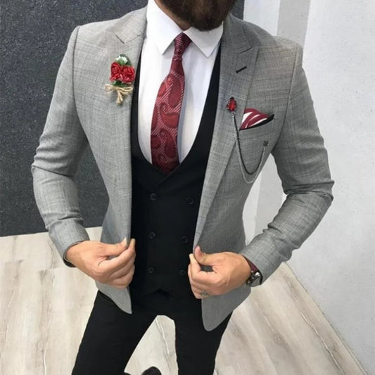 3 Piece Slim Fit Groomsmen Suits for Men Peak Lapel Wedding Groom Tuxedos Male Fashion Costume Jacket Black Vest with Pants