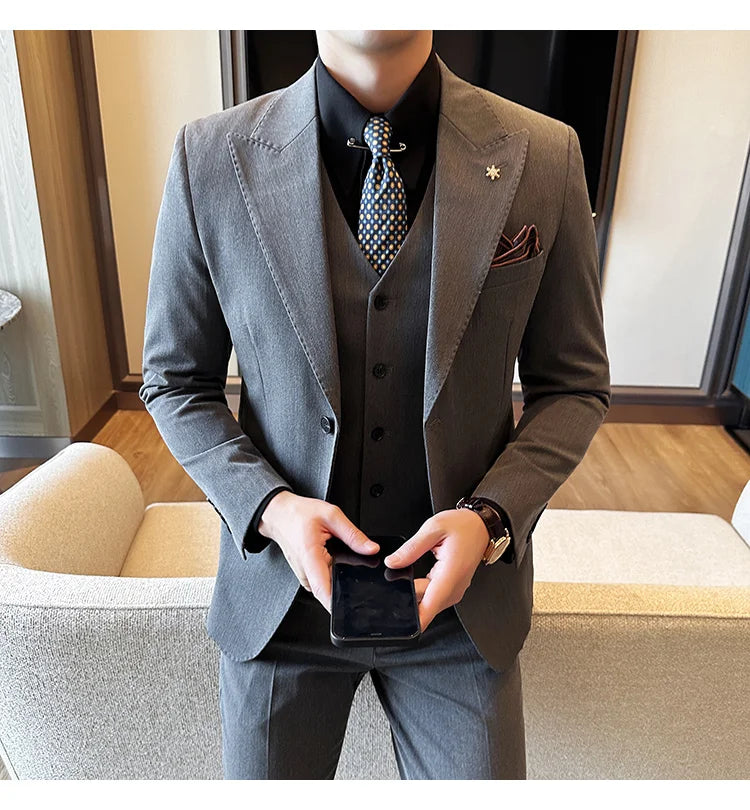 (Blazer + Vest + Trousers) 2024 New Men Formal Business Solid Suit 3 Pieces Set Italian Style Luxury Wedding Social Party Tuxedo