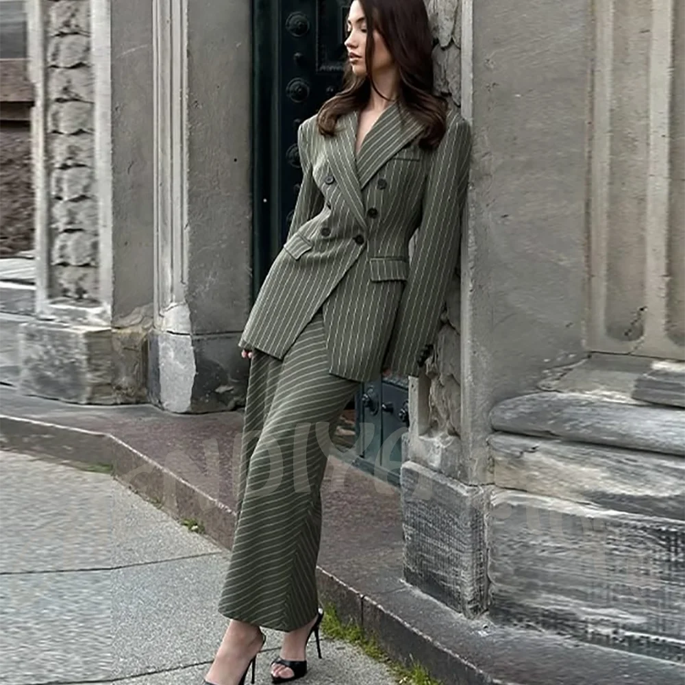 New Fashion Striped Women's Suit Notched Lapel Double Breasted Jacket Skirt Retro Formal Outfit for Work Meeting Special Party