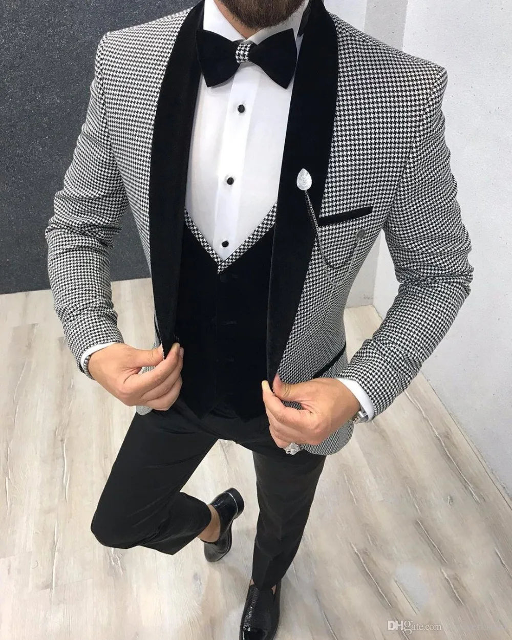 Houndstooth Blazer Velvet Lapel Formal Men's Suits Slim Fit 3 Pieces Prom Tuxedos Classic Business Suit For Wedding Groom