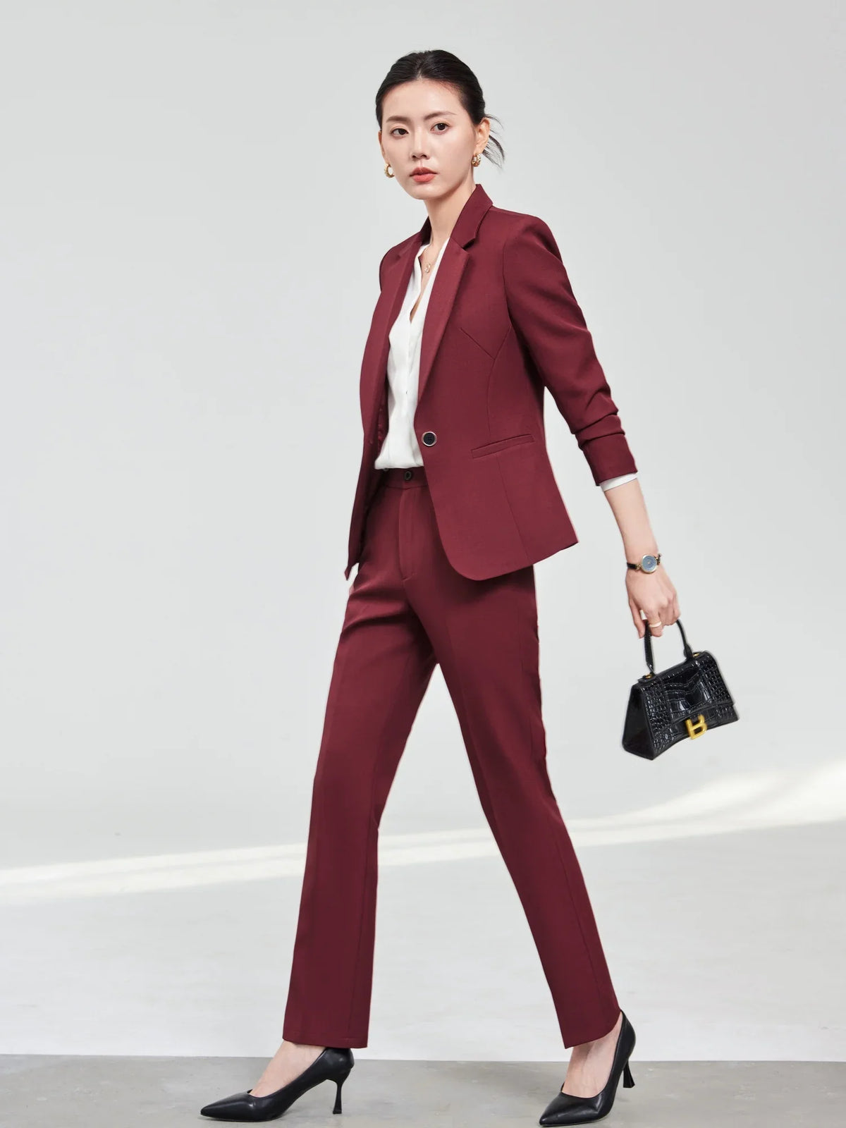 2025 new autumn and winter womens professional business formal fit two-piece suit jacket + pants. Elegant and stylish