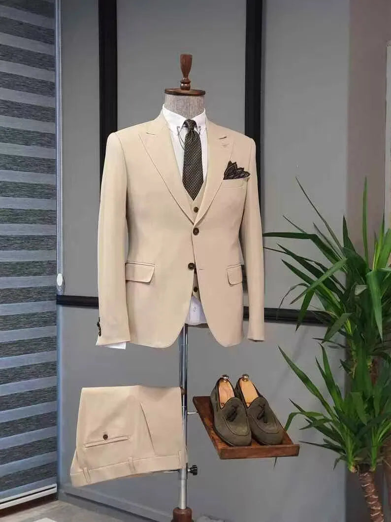 Formal Khaki Men Wedding Suits Groom Tuxedos Slim Fit Business Suits Peak Lapel Jacket 3 Piece Costume Homme (Blazer+Pants+Vest)