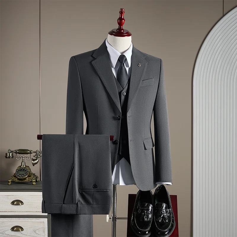 Men's Wool Blend Three-Piece Suit – Slim Fit British Style for Weddings & Formal Occasions