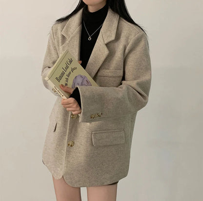 Chic Autumnal Loose Fit Casual Classic Style Long Sleeve Woolen Coat for Women Elegant Commuter Style Single Button Closure
