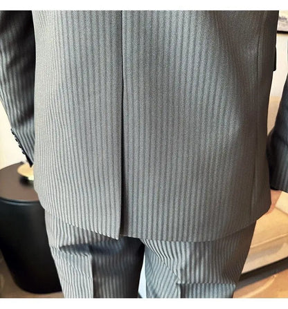 Men's Slim Fit 2-Piece Suit – Striped Single-Breasted Blazer and Trousers for Wedding, Business & Formal Wear