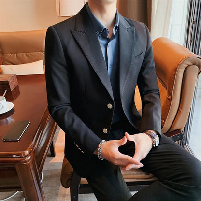 2022 Classic Green Blue Jacket Uniform Groom Tuxedos Mens Wedding Suits Peaked Lapel Man Business Blazer Groomsmen Prom Dress