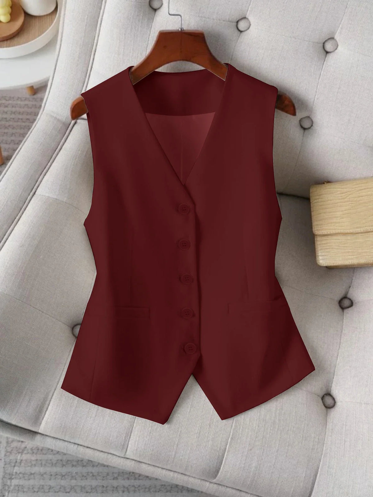 Vintage Inspired Women's Waistcoat Retro Brown V-Neck Slim Fit Suit Vest for a Classic Look，Office & Business Casual