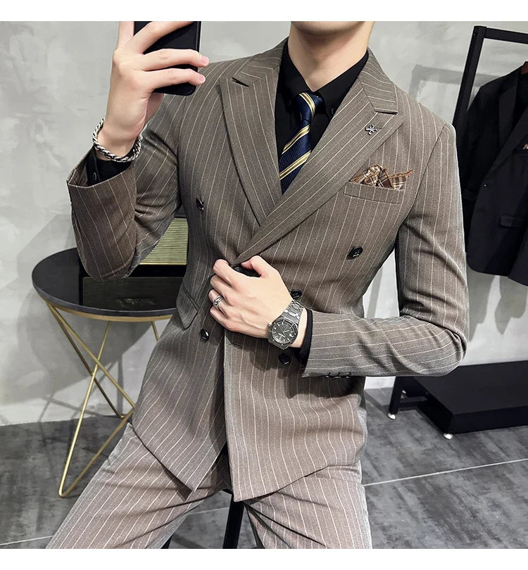 2025 High-quality Korean Version Slim-fit Business (Suit + Vest + Trousers) Striped Double-breasted Suit Three-piece Set