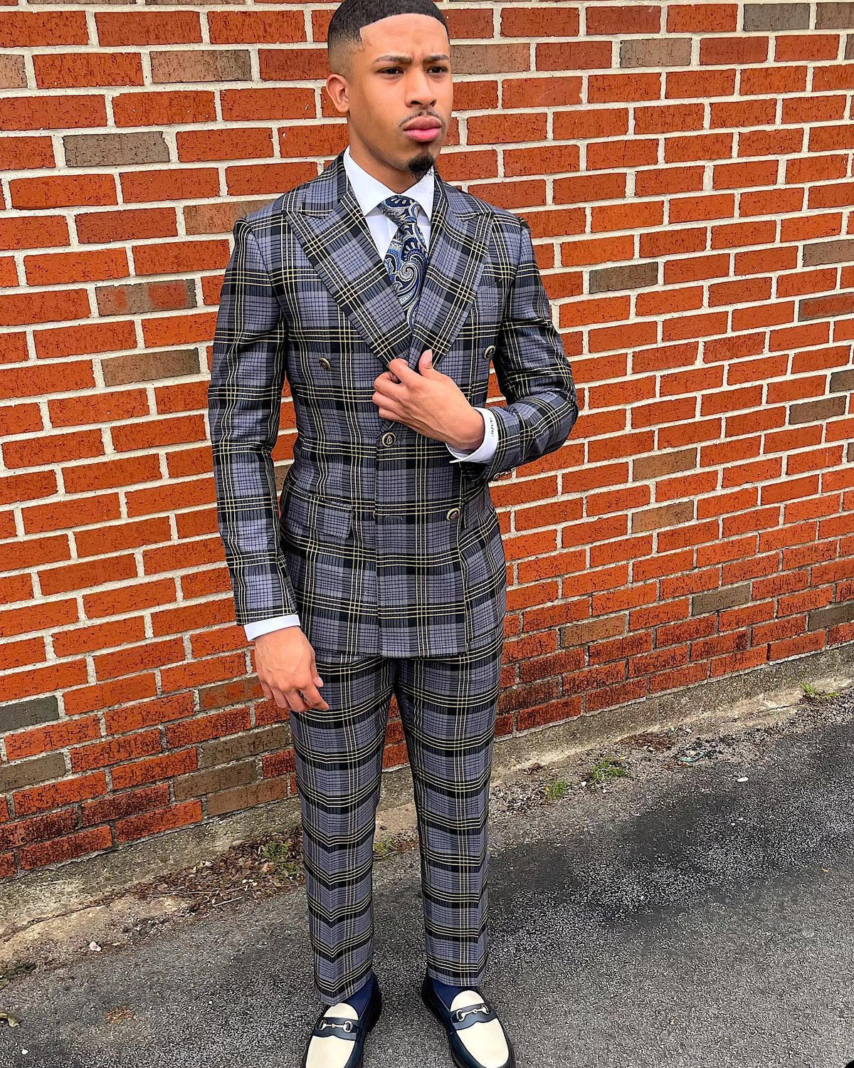 New Men's Suit 2 Pieces Blazer Pants Double Breasted Peaked Lapel Plaid Formal Stripes Wedding Groom Tailored Costume Homme
