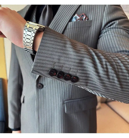 Men's Slim Fit 2-Piece Suit – Striped Single-Breasted Blazer and Trousers for Wedding, Business & Formal Wear