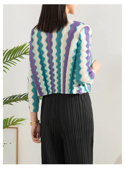 Miyake Style Coat Women Spring Autumn Fashion Top 2023 Pleated Contrast Color Cardigan Short Temperament Small Size All-Matching