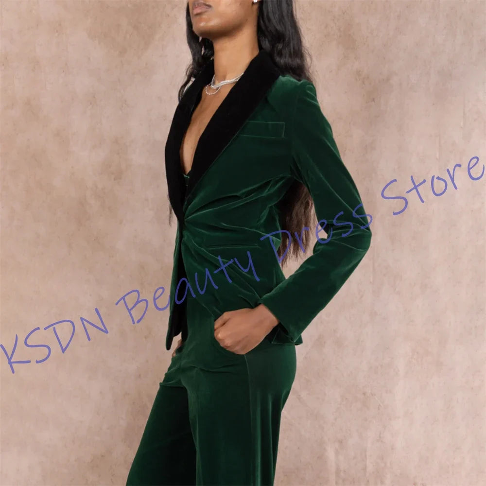 Sophisticated Women's Emerald Velvet Suits 2Piece Set Single Button Jacket with Black Velvet Shawl Lapel Retro Outerwears