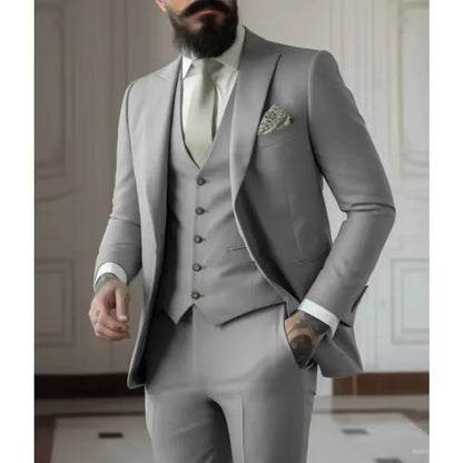 Classy Men Suits 3 Pieces Light Green Peak Lapel Jacket Vest Pants Classic Set For Wedding Groom Wedding Business Events Dress