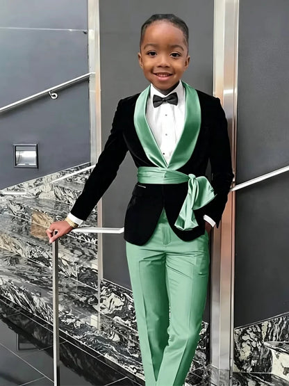 New Boys Velvet Suit Set 2 Pieces Formal Party Wear Fashionable Handsome Kids Regular Fit Tuxedo Wedding Guest Outfit
