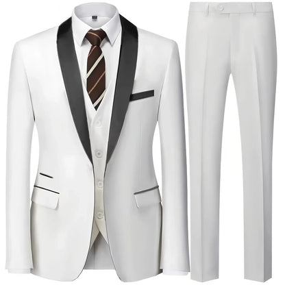 Costume trois pièces de cérémonie pour hommes à col vert | Design contrasté, coupe ajustée, comprend gilet, chemise, pantalon