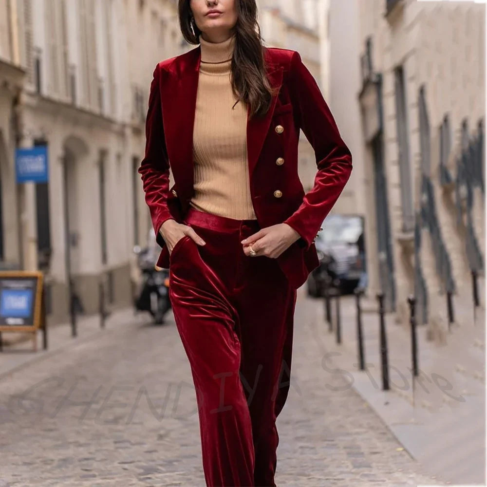 Customized Women's Suit Elegant Velvet Double Breasted Blazer Set Two Pieces Slim Fitted Peaked Lapel Daily Office Lady Wear
