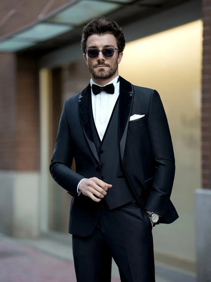 Popular Attractive Men's Slim Fit Tuxedo 3 Pieces Blazer Vest Pants Black Classy Notched Lapel Suit Set For Men Customzied 2026