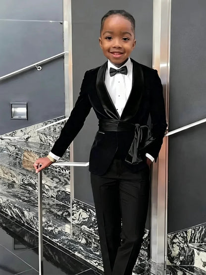 New Boys Velvet Suit Set 2 Pieces Formal Party Wear Fashionable Handsome Kids Regular Fit Tuxedo Wedding Guest Outfit