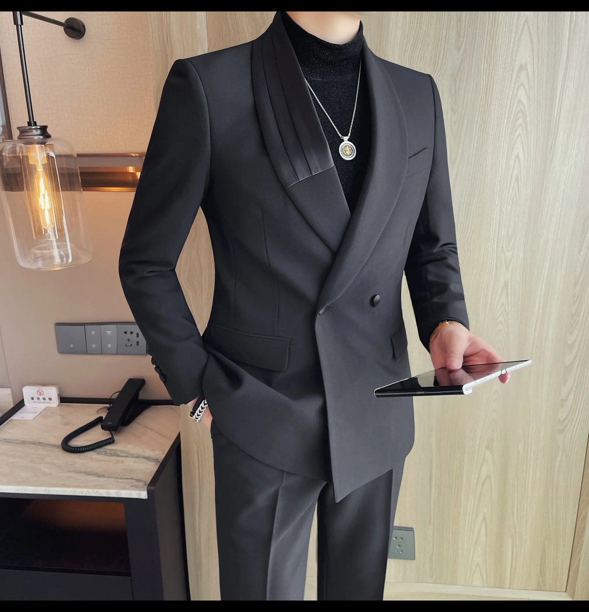 Luxury Gentleman's Suit Jacket Men's Business Casual Slim Fit Double Breasted Suit Jacket Wedding Groom Banquet Party Blazers