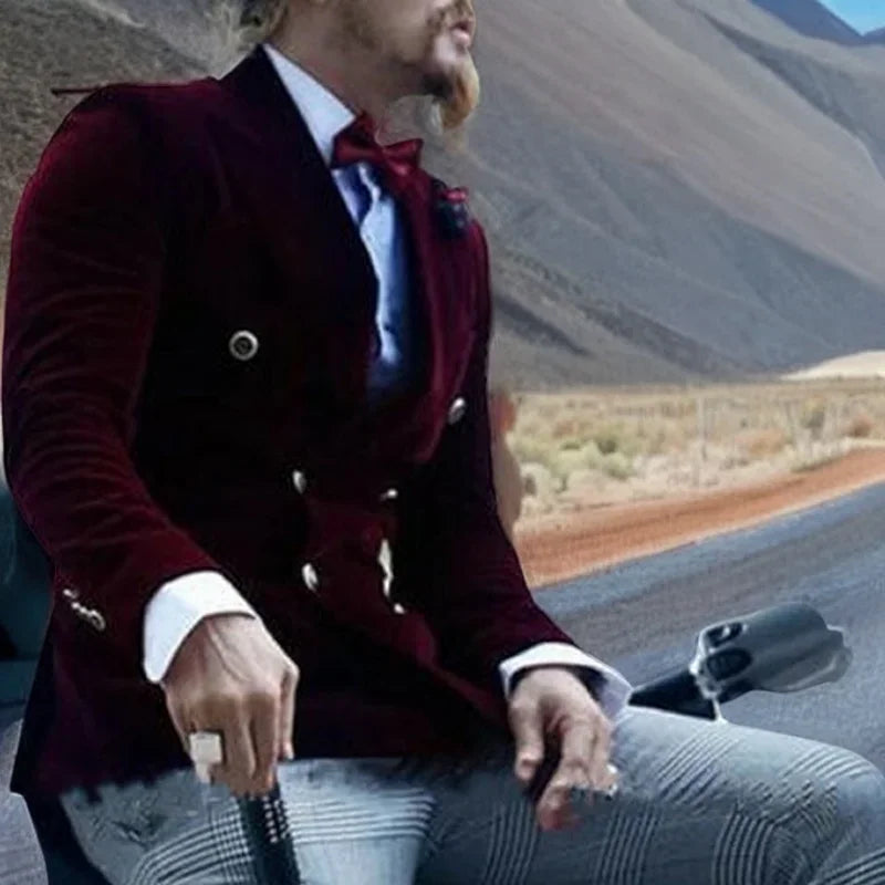 Burgundy Velvet Smoking Jacket for Men Slim Fit Double Breasted Casual Suit Blazer 1 Pcs Groom's Fashion Coat 2024