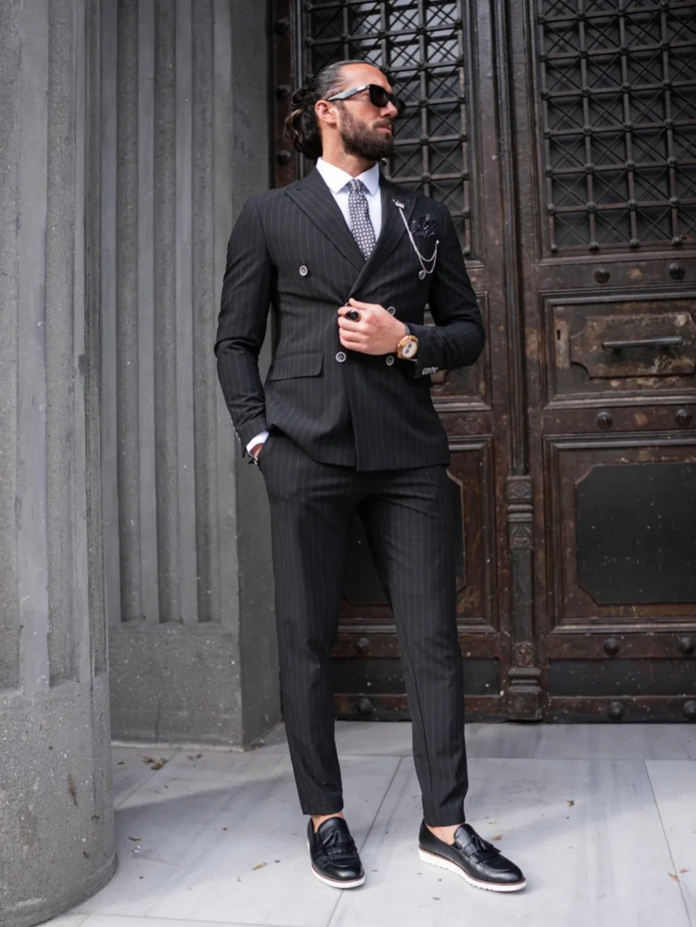 New Men's Slim Fit Striped Suit s2 Pieces Blazer Pants For Business Activities Stylish Customized Peak Lapel Tuxedo For Men