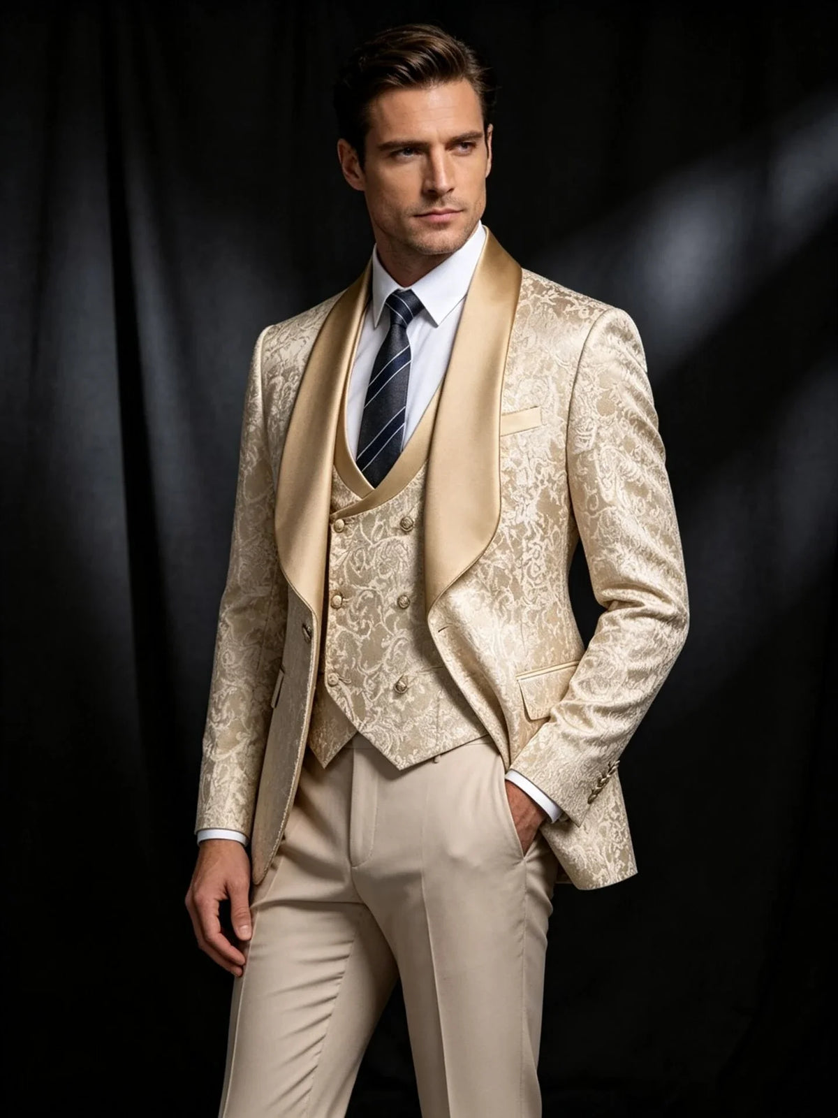 Costume trois pièces de smoking formel slim fit pour homme Champagne Jacquard avec revers châle, idéal pour mariage, affaires, témoin, soirée ou bal de promo