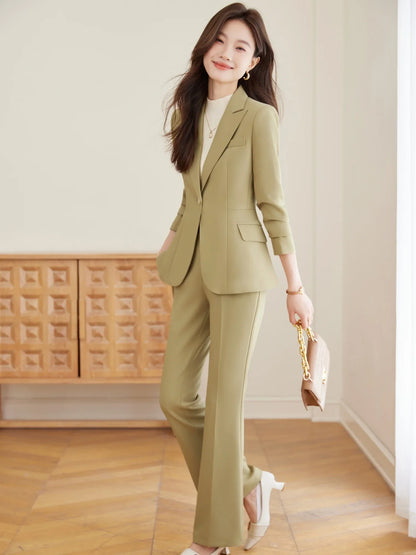 Fashionable professional women's clothing, high quality two-piece pants + blazer. Elegant, exquisite, comfortable