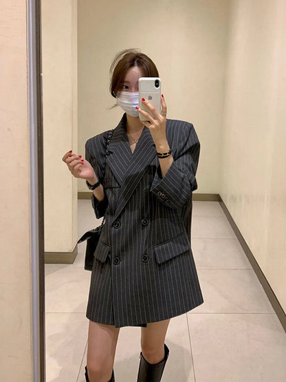 Vintage Vertical Stripes Women's Suit Jacket Loose Fit Double Breasted Autumn Outerwear Fashion Versatile Polyester Cotton Blend