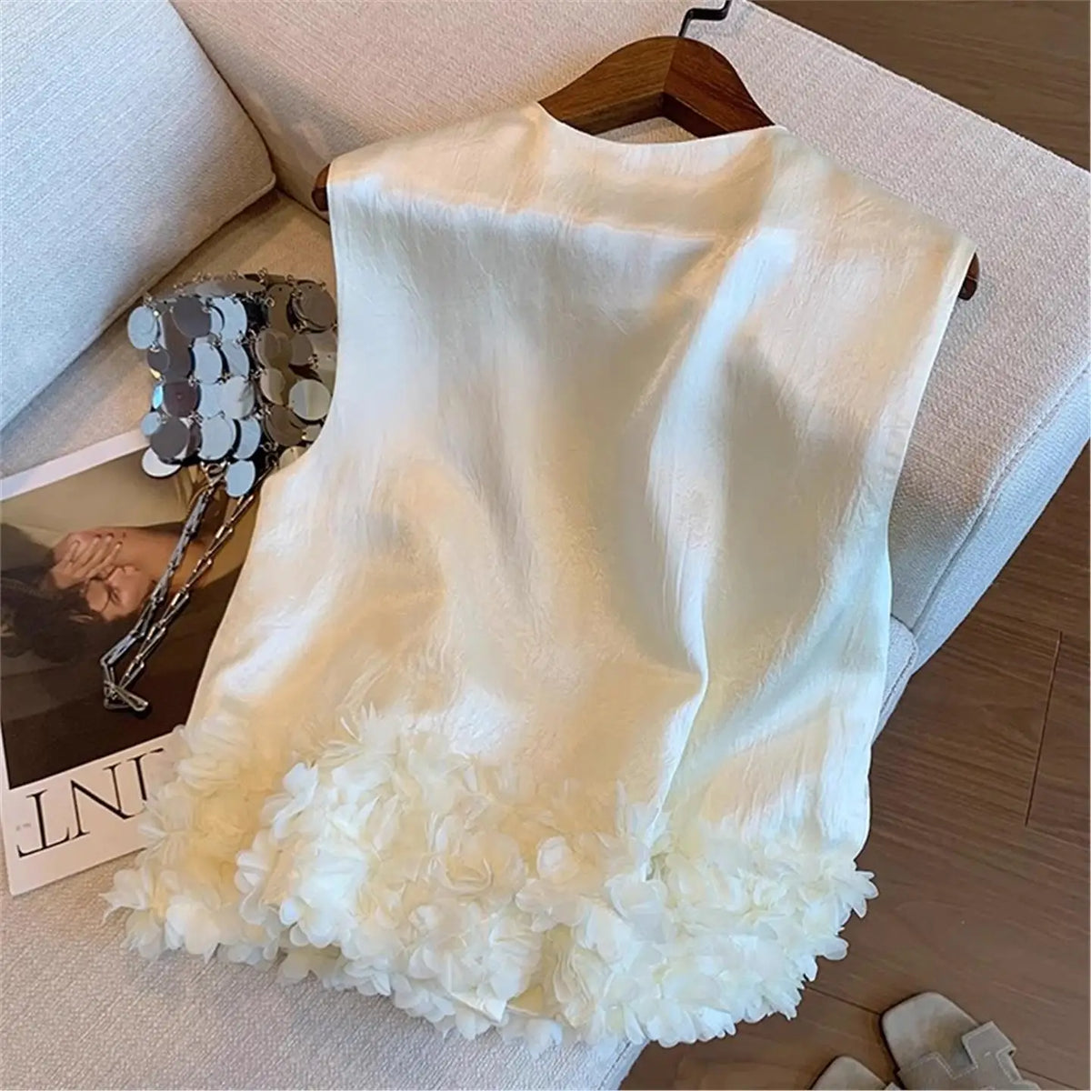 Women Vest Small Fragrance Jacket Satin Sleeveless Top Spring Summer New Fashion Temperament Petal Hem Waistcoat Female Vest