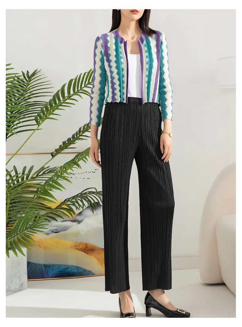 Miyake Style Coat Women Spring Autumn Fashion Top 2023 Pleated Contrast Color Cardigan Short Temperament Small Size All-Matching