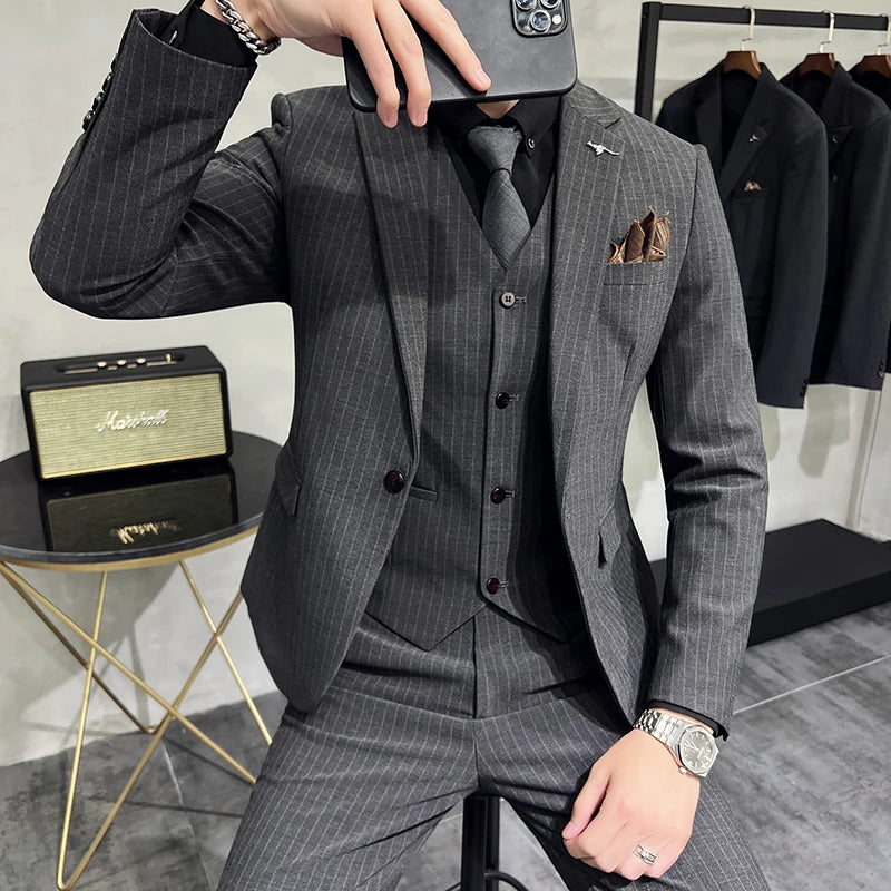 Men's Slim Fit Wedding Suit Set – Blazer, Vest & Pants for Groom & Business Formal