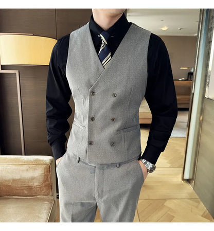 The men's three-piece wedding dress set for the autumn and winter of 2025 is a fashionable, trendy and stylish double-breasted m