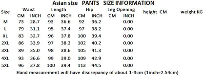 High-quality men's casual business suit for weddings featuring a wide gun pleat collar. One-button suit set in three pieces