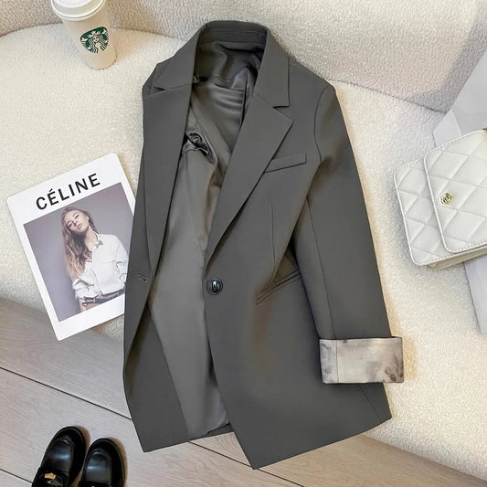 Fashionable Casual Women's Suit Jacket Spring 2026 New Unique Sleeve Design High-End Feel Small Western Style Top